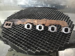 Liebherr Auspuffrohr